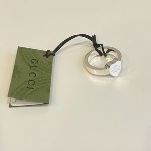 Gucci silver heart ring
